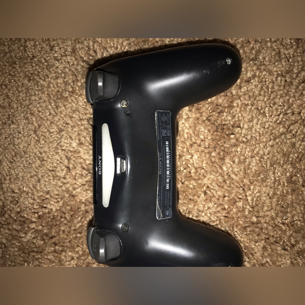 PlayStation controller - Picture 2 of 3